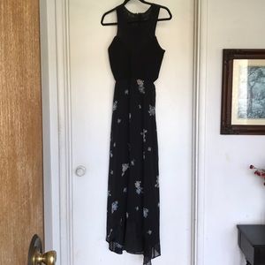 Like Mynded black dress size small